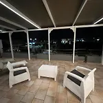 Sofia's By Monholiday Appartement